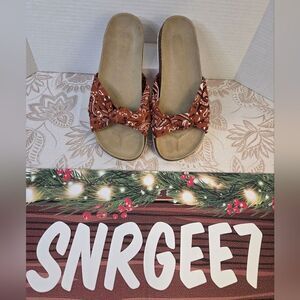 American Eagle Outfitter Red & White Bandana Slides Womens Sz 8